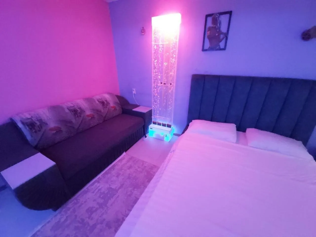 Квартира В Районе Выставки Alma-Ata Appartement